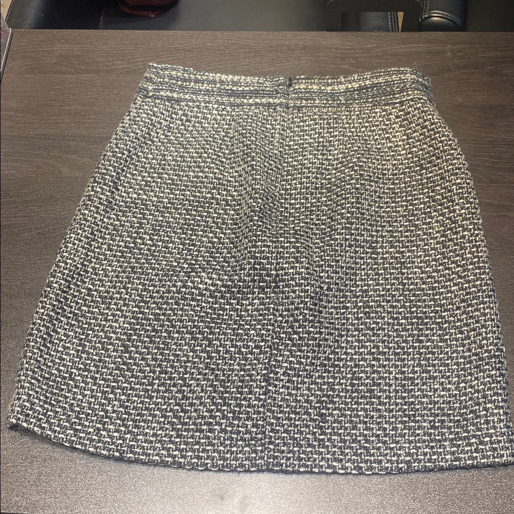 LOFT Black and White Tweed Pencil Skirt - Picture 2 of 3